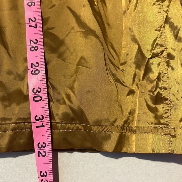 QALB Gold Tone Hooded Wind Jacket - Picture 9 of 13